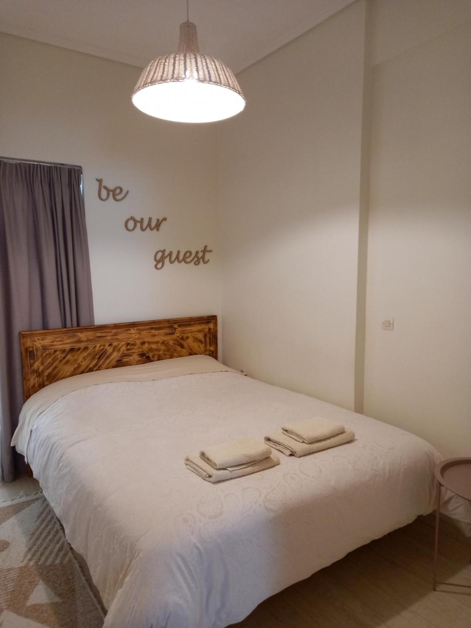Evie'S Apartment Каламата Екстер'єр фото