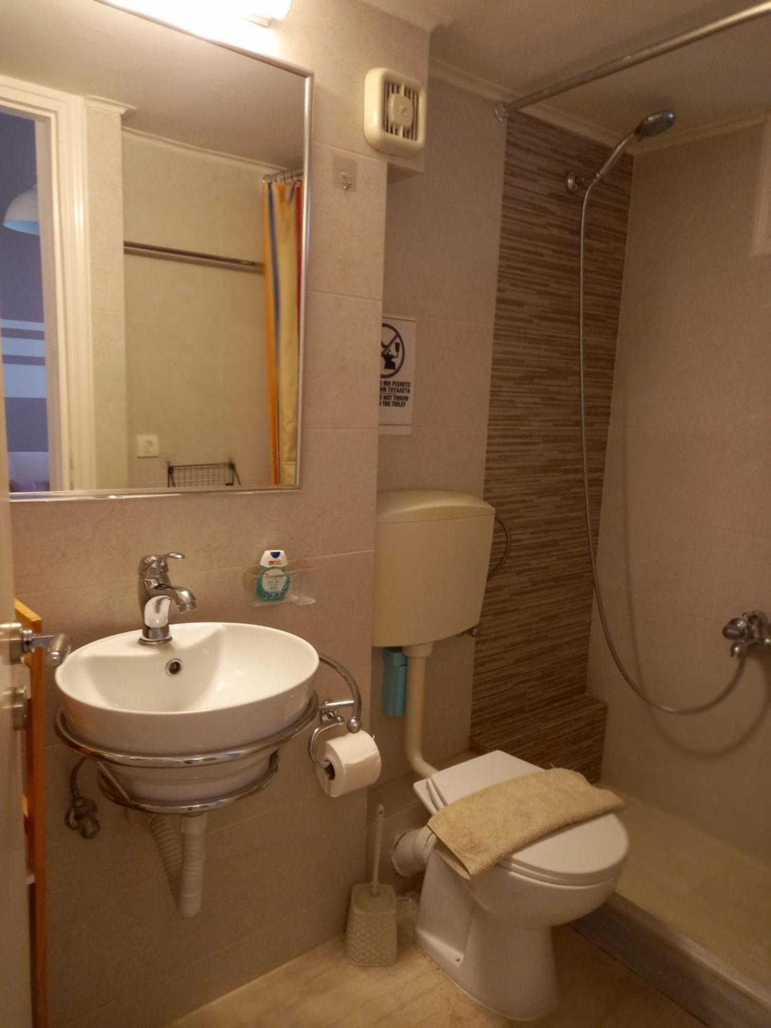 Evie'S Apartment Каламата Екстер'єр фото